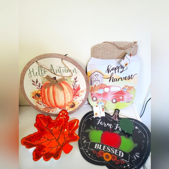 NWT Fall Autumn Wall Decor Hanging Signs Pumpkin Apple Truck Leaf Tray Plate set - Picture 1 of 2